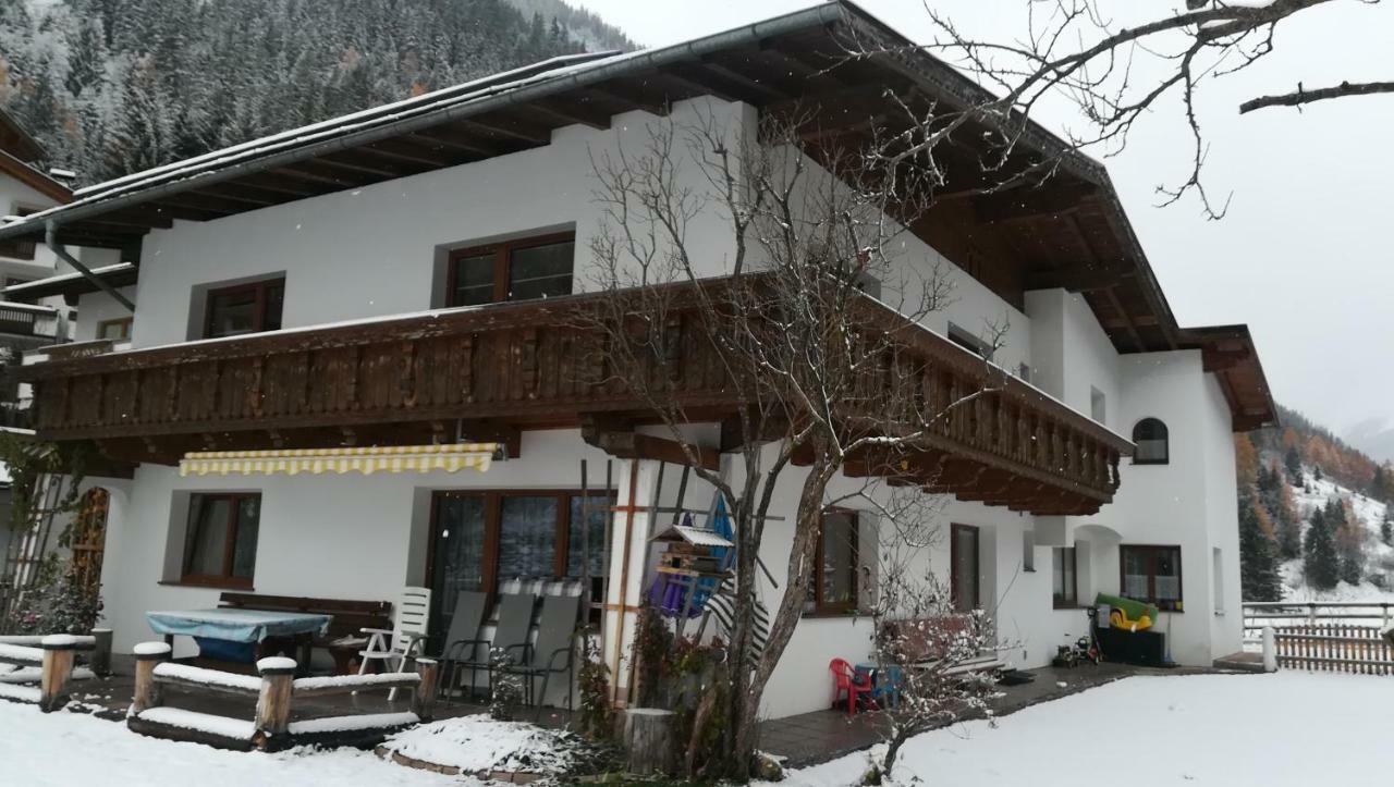 Apartamento Haus Huter Kaunertal Exterior foto